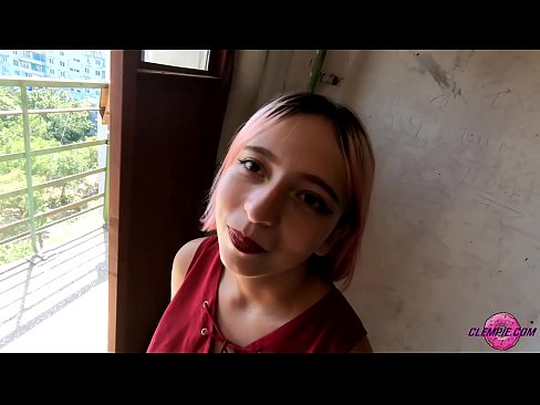 ❤️ Sensuele studente pijpt een vreemdeling in de outback - Cum On His Face ️❌ Super sex at us